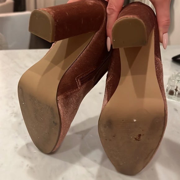 Steve Madden Edit booties - Picture 3 of 4